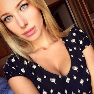 Meet your Posher, Nikki